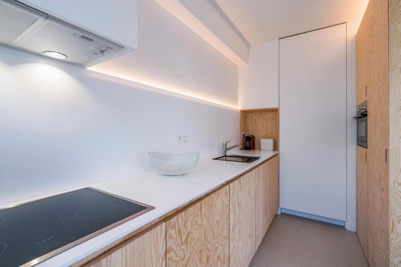 Apartment De Zwemmer - Practical, Optimized App With Garage *